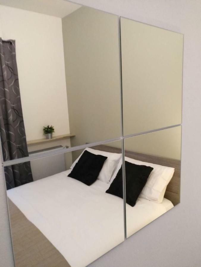 Sogni D'Arte Hotel Romagnano Sesia Екстериор снимка