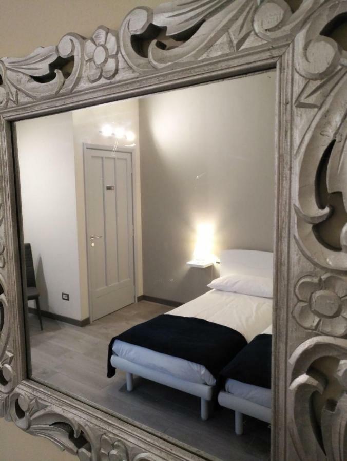 Sogni D'Arte Hotel Romagnano Sesia Екстериор снимка